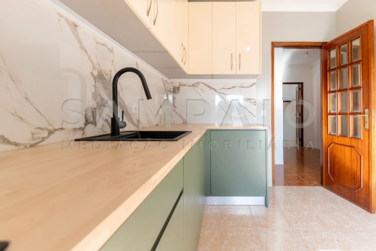 Apartamento T3 para Venda em Rio Tinto Foto 3