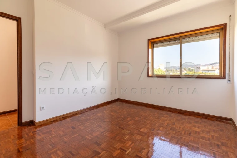 Apartamento T3 para Venda em Rio Tinto Foto 12