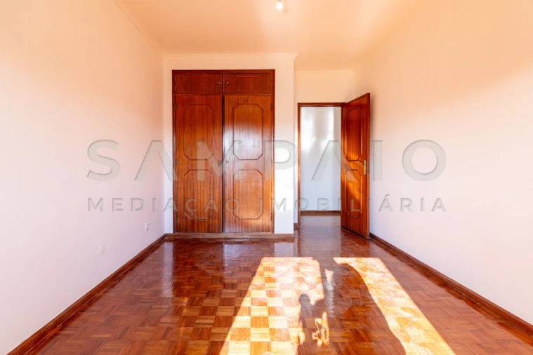 Apartamento T3 para Venda em Rio Tinto Foto 18