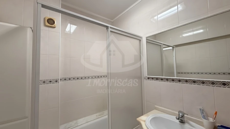 Apartamento T3 para Venda em Sacavém e Prior Velho Foto 12