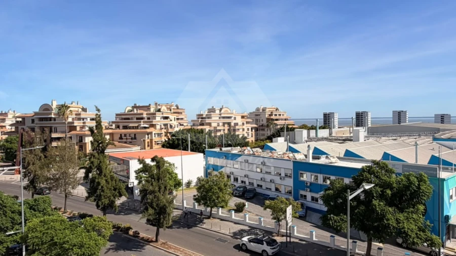 Apartamento T3 para Venda em Sacavém e Prior Velho Foto 21