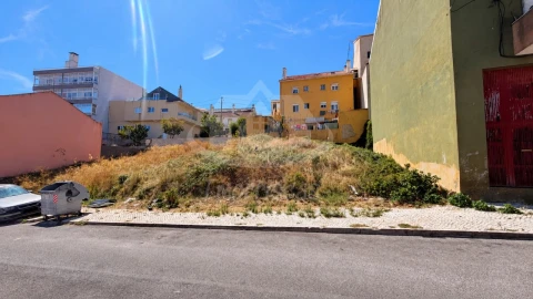 Terreno para Venda em Camarate, Unhos e Apelação