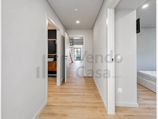 Moradia T2 para Venda em Arcozelo Foto 19