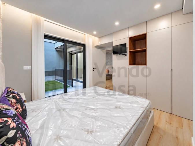 Moradia T2 para Venda em Arcozelo Foto 5