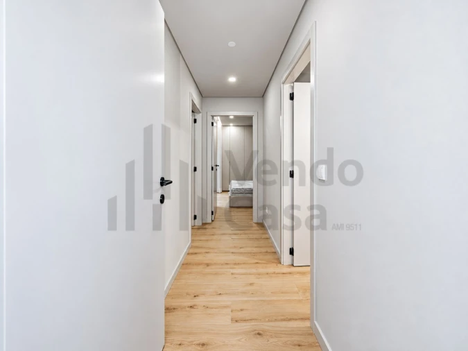 Moradia T2 para Venda em Arcozelo Foto 22