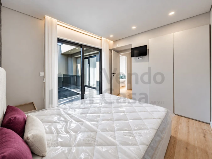 Moradia T2 para Venda em Arcozelo Foto 23