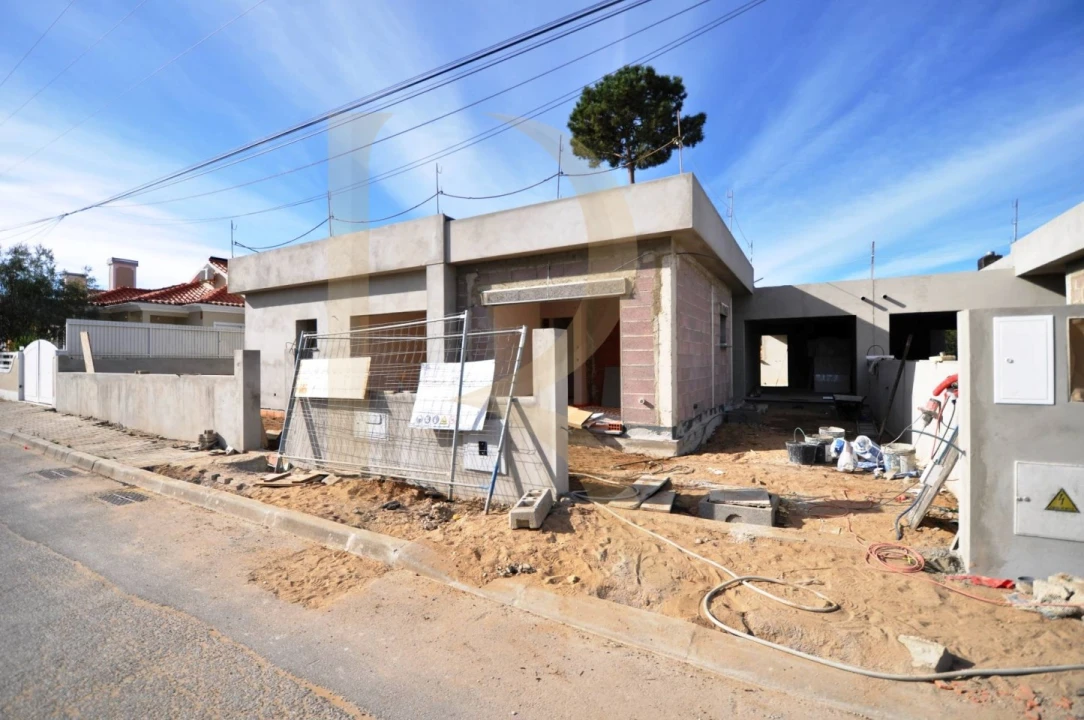 Moradia T3 para Venda em Azeitão (São Lourenço e São Simão) Foto 3