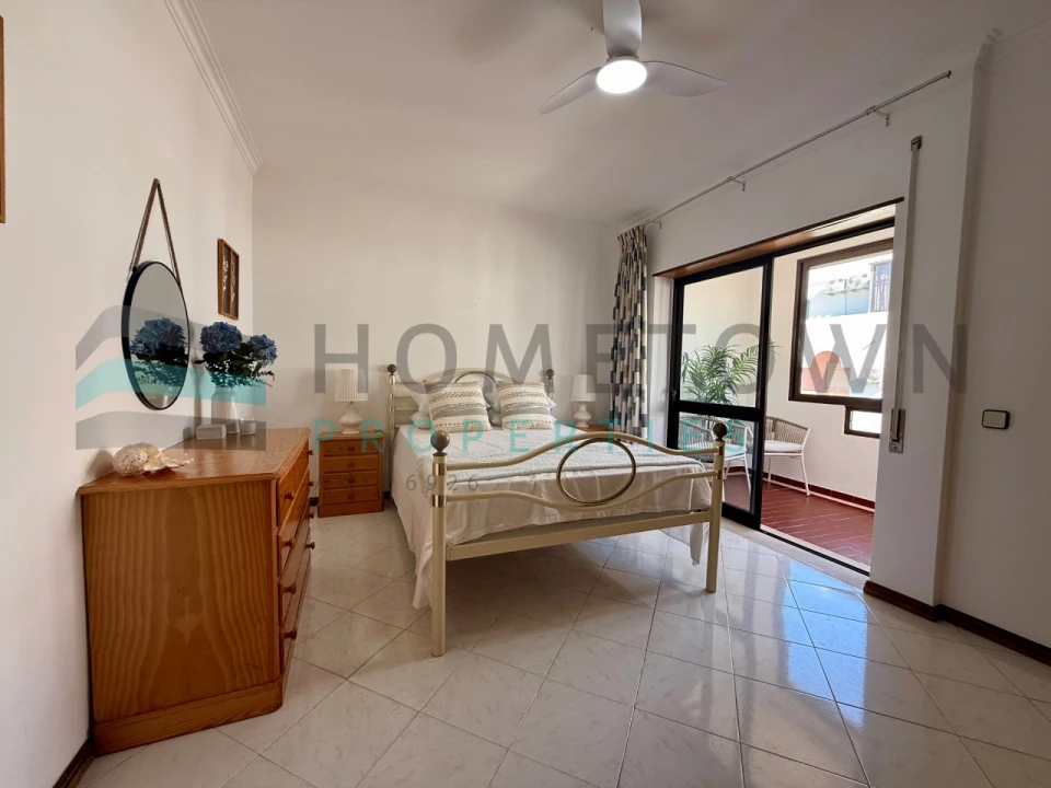 Apartamento T1 para Venda em Quarteira Foto 3