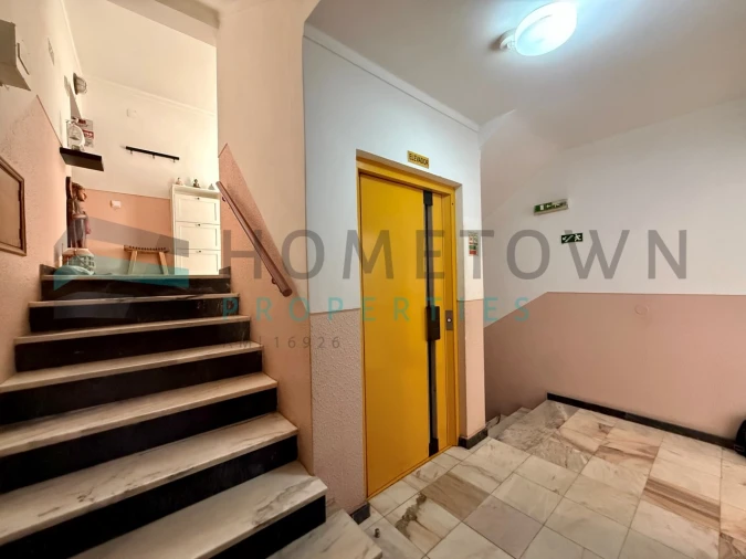 Apartamento T1 para Venda em Quarteira Foto 18