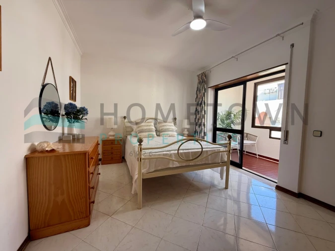 Apartamento T1 para Venda em Quarteira Foto 3