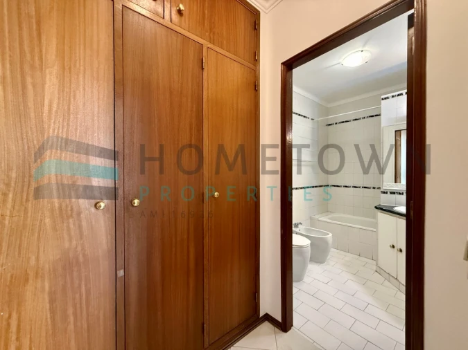 Apartamento T1 para Venda em Quarteira Foto 12