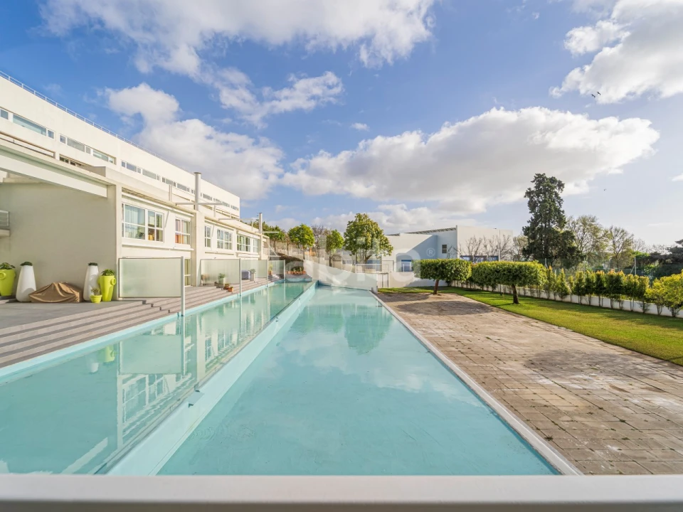 Apartamento T2 para Arrendamento em Algés, Linda-A-Velha e Cruz Quebrada-Dafundo Foto 3