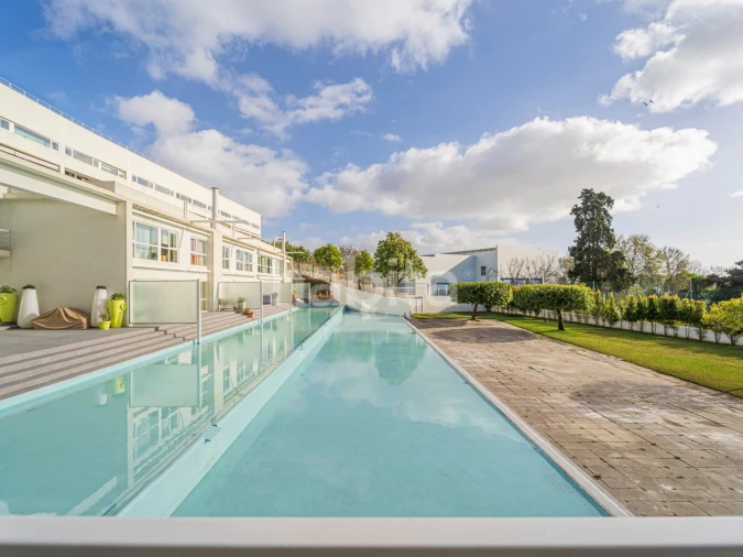 Apartamento T2 para Arrendamento em Algés, Linda-A-Velha e Cruz Quebrada-Dafundo Foto 3