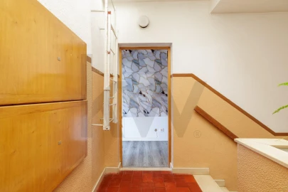 Apartamento T3 para Arrendamento em Azeitão (São Lourenço e São Simão)