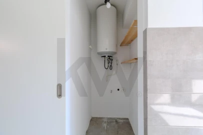 Apartamento T3 para Arrendamento em Azeitão (São Lourenço e São Simão)