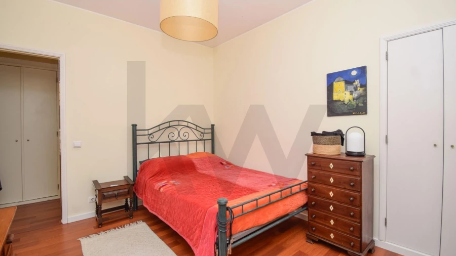 Apartamento T3 para Venda em Carcavelos e Parede