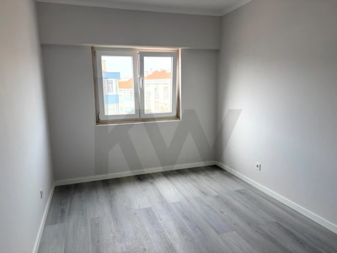 Apartamento T4 para Venda em Amora Foto 22