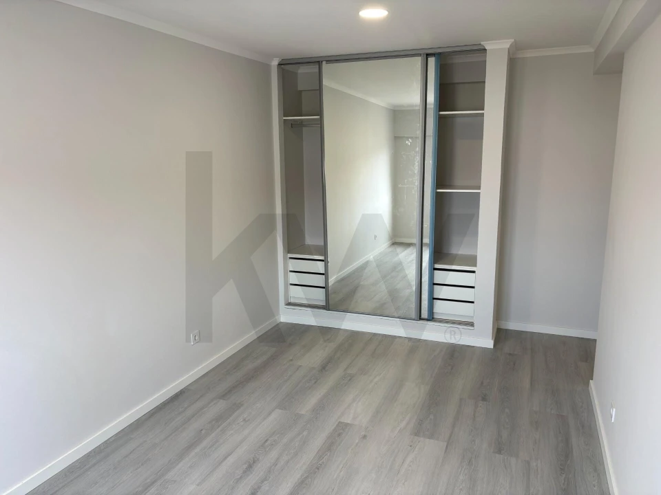 Apartamento T4 para Venda em Amora Foto 28