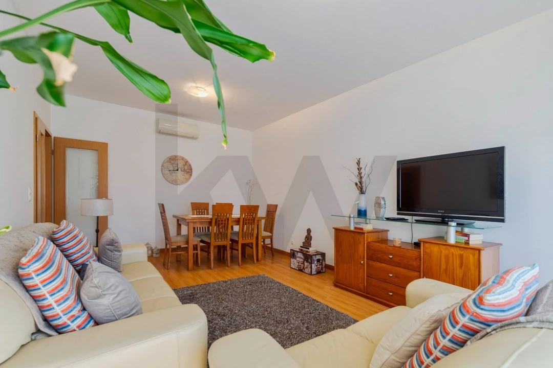 Apartamento T2 para Venda em Charneca de Caparica e Sobreda Foto 6