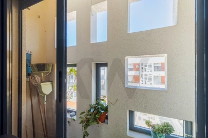Apartamento T2 para Venda em Charneca de Caparica e Sobreda