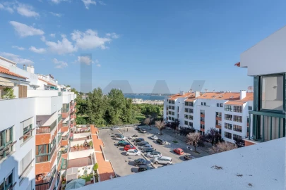 Apartamento T3 para Arrendamento em Oeiras e São Julião da Barra, Paço de Arcos e Caxias