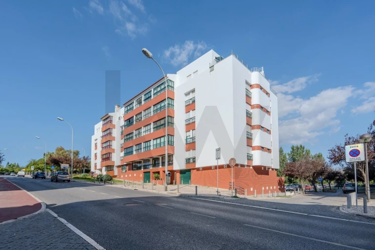 Apartamento T3 para Arrendamento em Oeiras e São Julião da Barra, Paço de Arcos e Caxias Foto 29