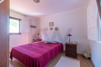 Moradia T3 para Venda em Dois Portos e Runa