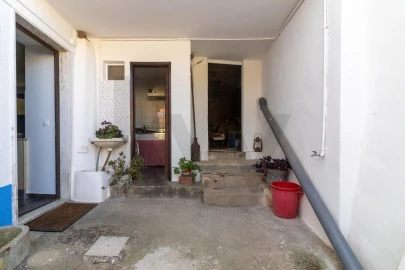 Moradia T3 para Venda em Dois Portos e Runa