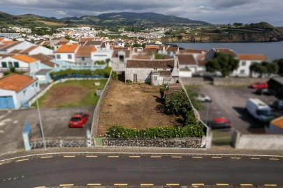 Moradia T2 para Venda em Lagoa (Nossa Senhora do Rosario)