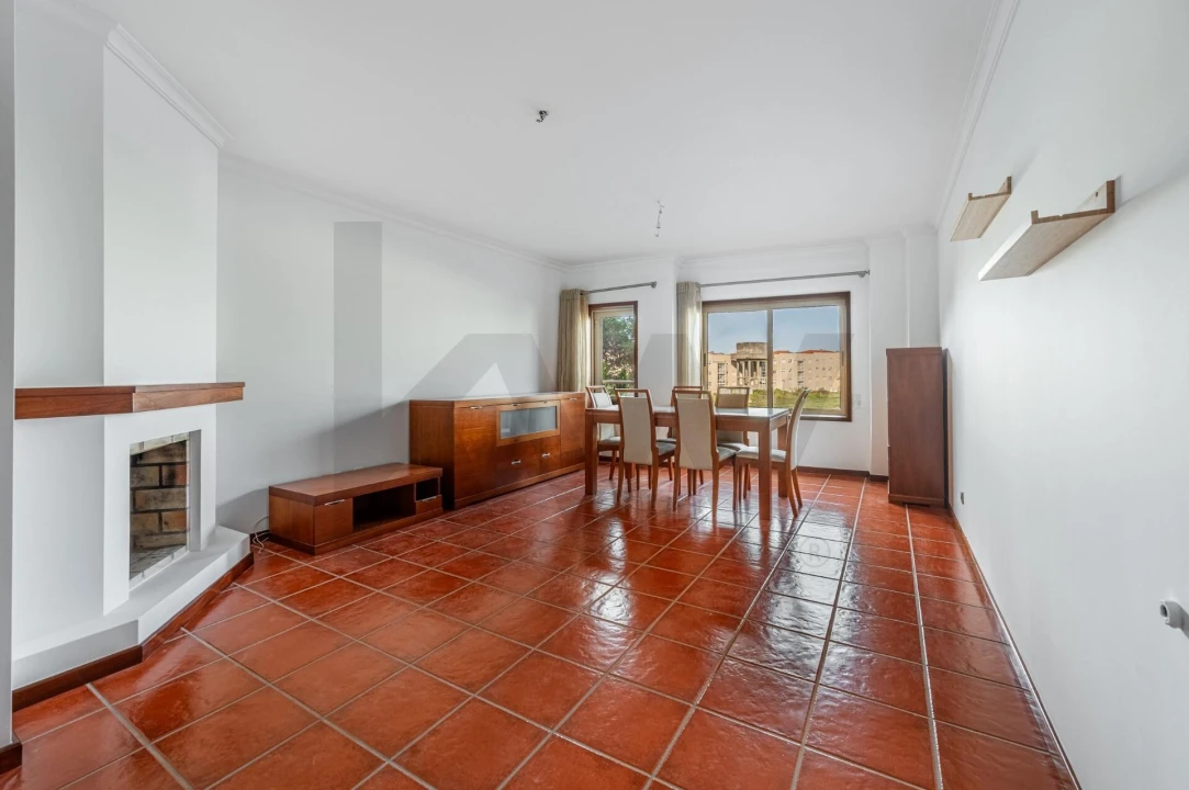 Apartamento T3 para Arrendamento em Labruge Foto 2