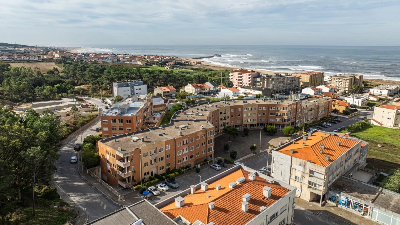 Apartamento T3 para Arrendamento em Labruge Foto 21