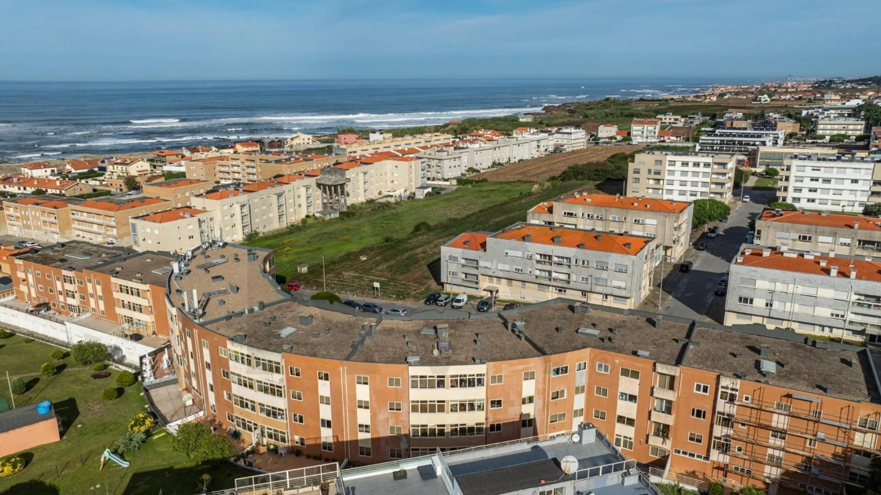 Apartamento T3 para Arrendamento em Labruge Foto 9