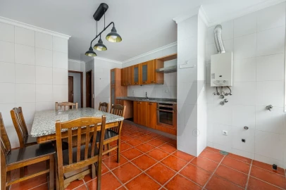 Apartamento T3 para Arrendamento em Labruge