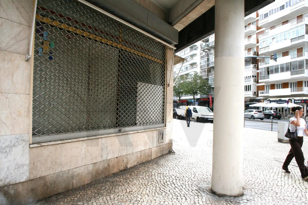 Loja para Venda em São Domingos de Benfica Foto 3