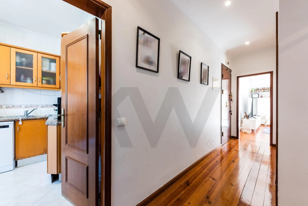 Apartamento T2 para Venda em Penha de França Foto 14