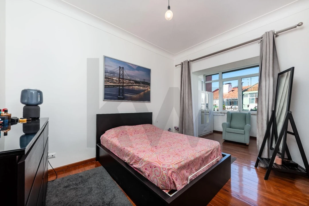 Apartamento T2 para Venda em Penha de França Foto 17