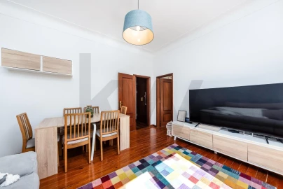 Apartamento T2 para Venda em Penha de França