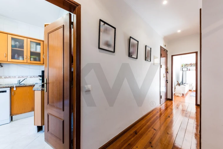 Apartamento T2 para Venda em Penha de França Foto 14