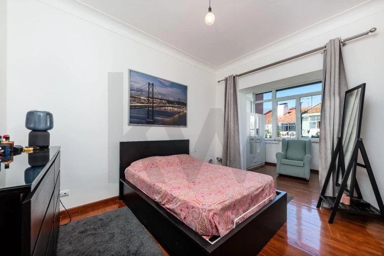 Apartamento T2 para Venda em Penha de França Foto 17