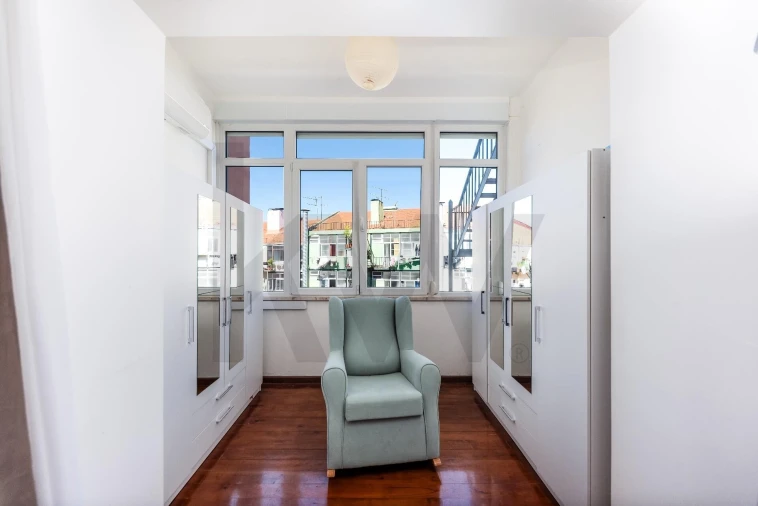 Apartamento T2 para Venda em Penha de França Foto 19