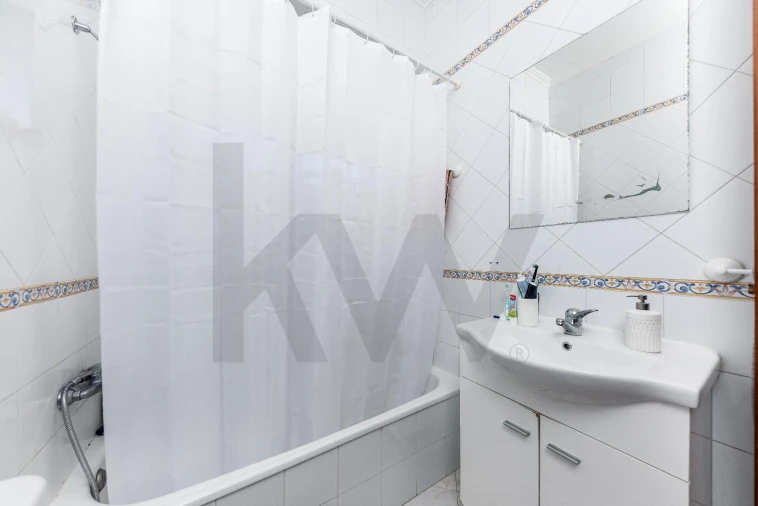 Apartamento T2 para Venda em Penha de França Foto 24