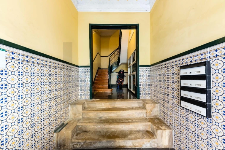 Apartamento T2 para Venda em Penha de França Foto 31