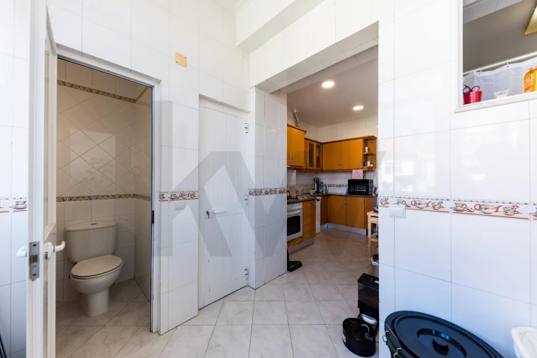 Apartamento T2 para Venda em Penha de França Foto 29
