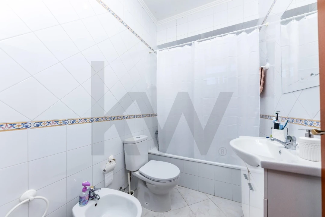 Apartamento T2 para Venda em Penha de França Foto 23