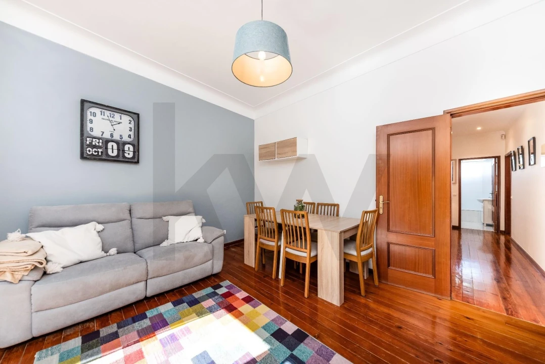 Apartamento T2 para Venda em Penha de França Foto 3