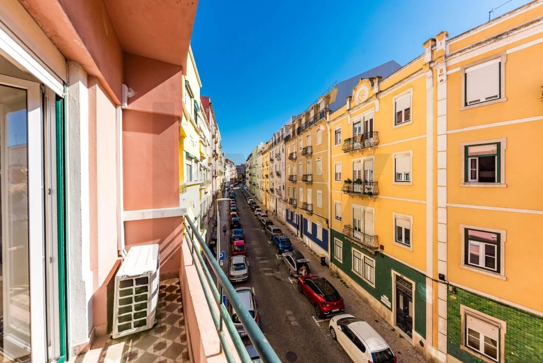 Apartamento T2 para Venda em Penha de França Foto 7