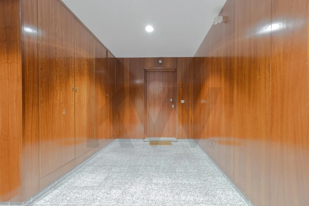 Apartamento T1 para Arrendamento em Santa Marinha e São Pedro da Afurada Foto 20