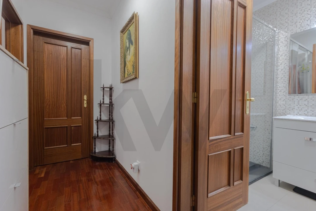 Apartamento T1 para Arrendamento em Santa Marinha e São Pedro da Afurada Foto 14