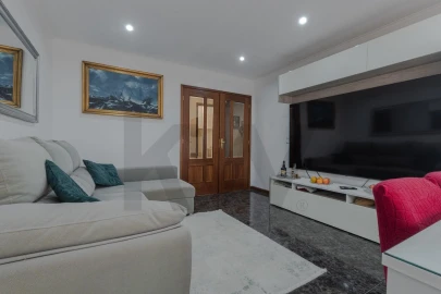 Apartamento T1 para Arrendamento em Santa Marinha e São Pedro da Afurada