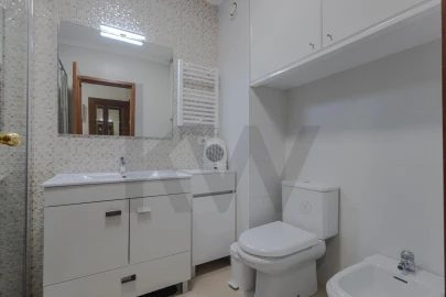 Apartamento T1 para Arrendamento em Santa Marinha e São Pedro da Afurada